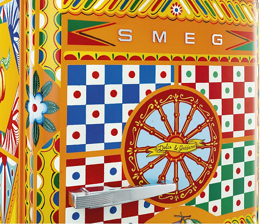 SMEG FAB28RDGC5 Отдельностоящий однодверный холодильник, D&G